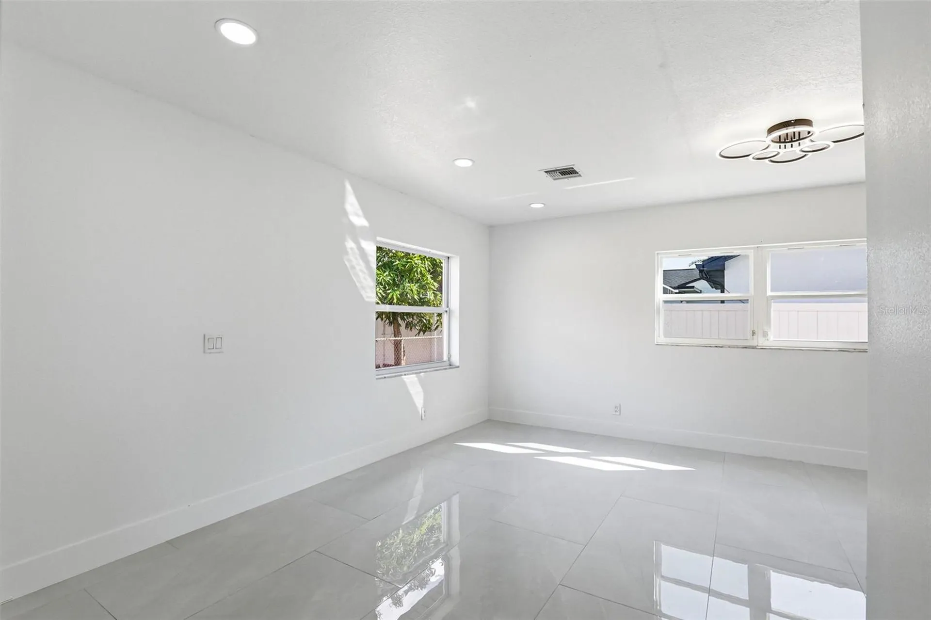 3216 W Beach Street Tampa FL 33607