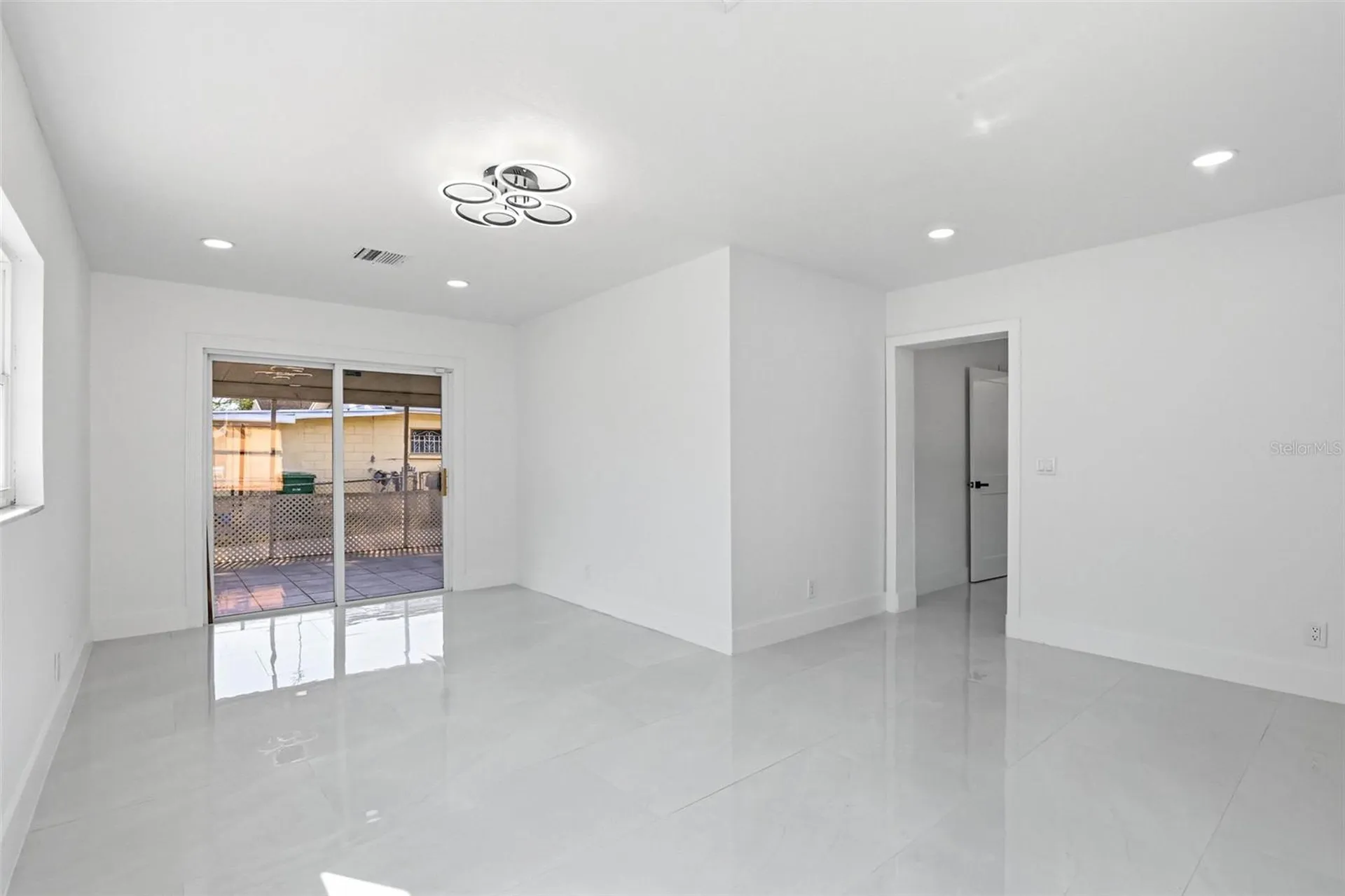 3216 W Beach Street Tampa FL 33607