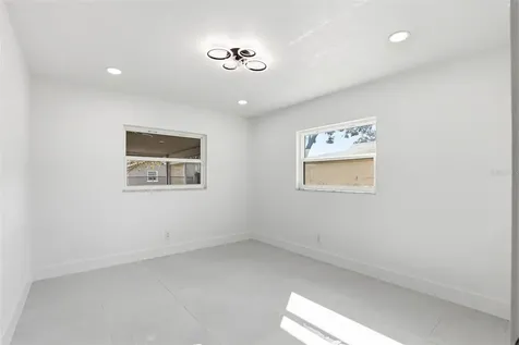 3216 W Beach Street Tampa FL 33607