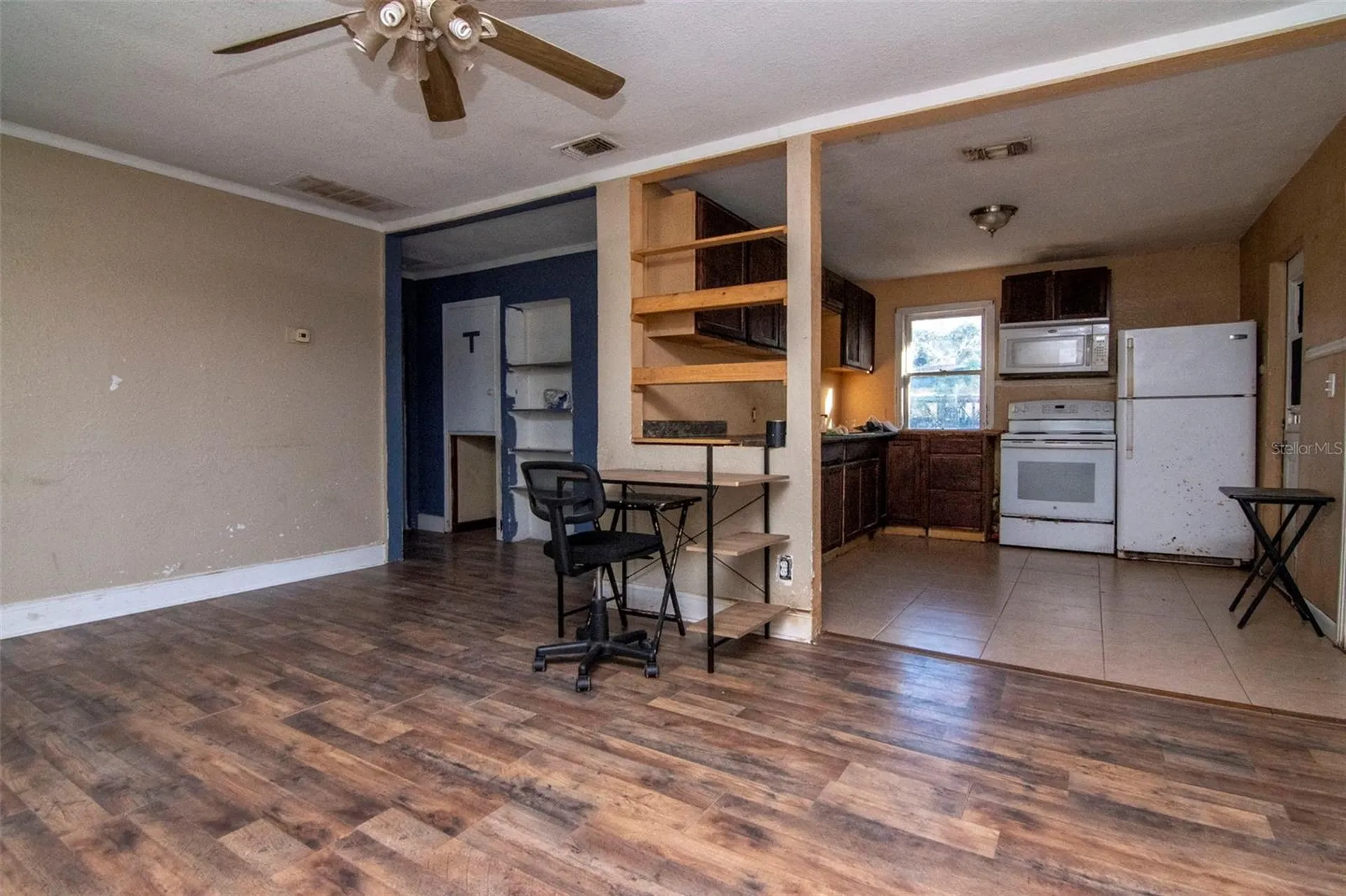 1405 E Cherry Street Plant City FL 33563