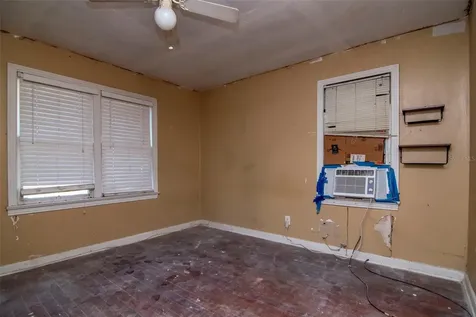 1405 E Cherry Street Plant City FL 33563