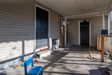 1405 E Cherry Street Plant City FL 33563