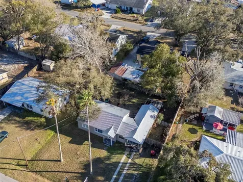1405 E Cherry Street Plant City FL 33563