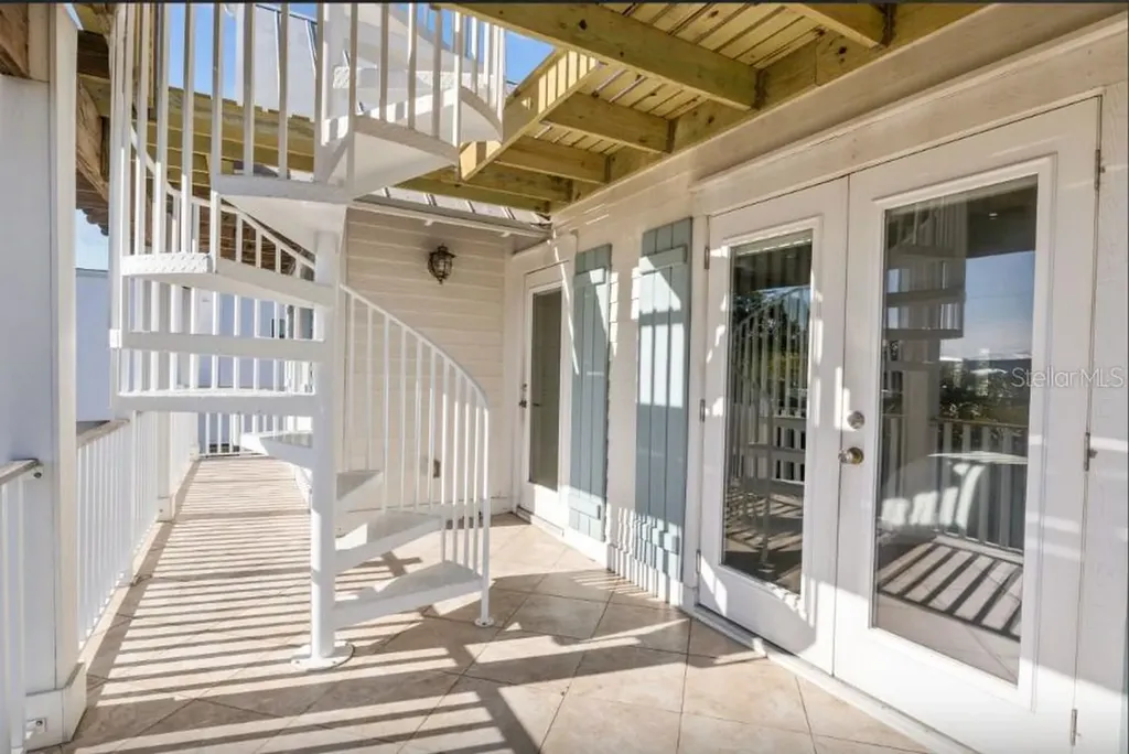 117 Willow Avenue Anna Maria FL 34216