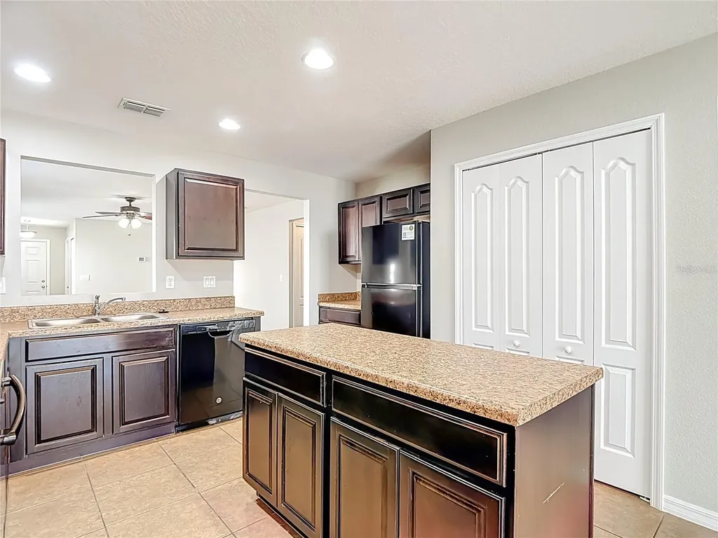 13221 Waterford Castle Drive Dade City FL 33525