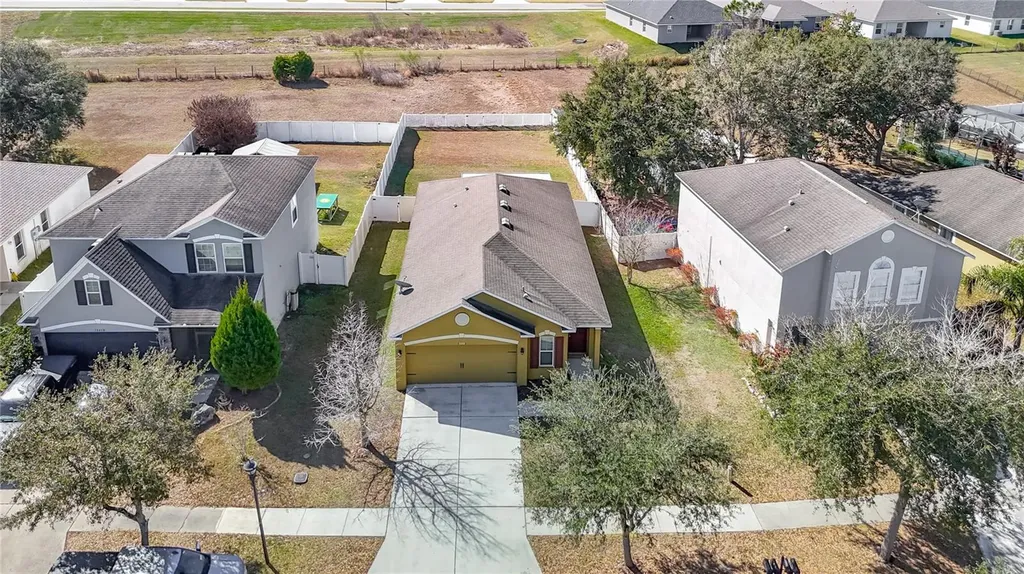13221 Waterford Castle Drive Dade City FL 33525