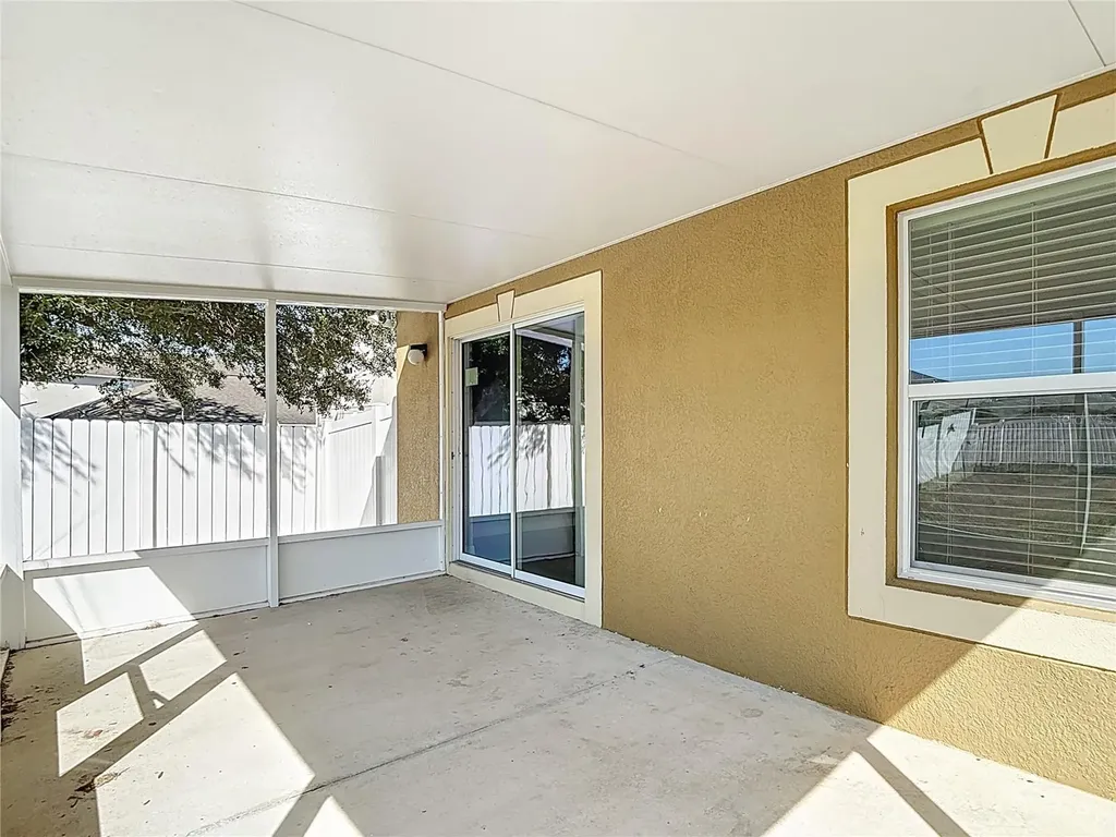 13221 Waterford Castle Drive Dade City FL 33525