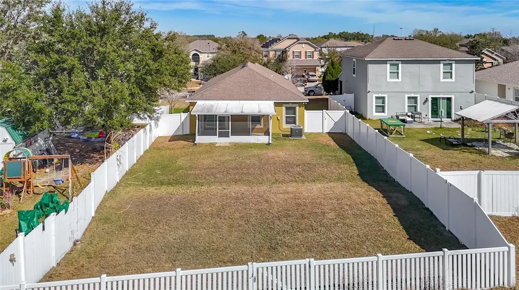 13221 Waterford Castle Drive Dade City FL 33525