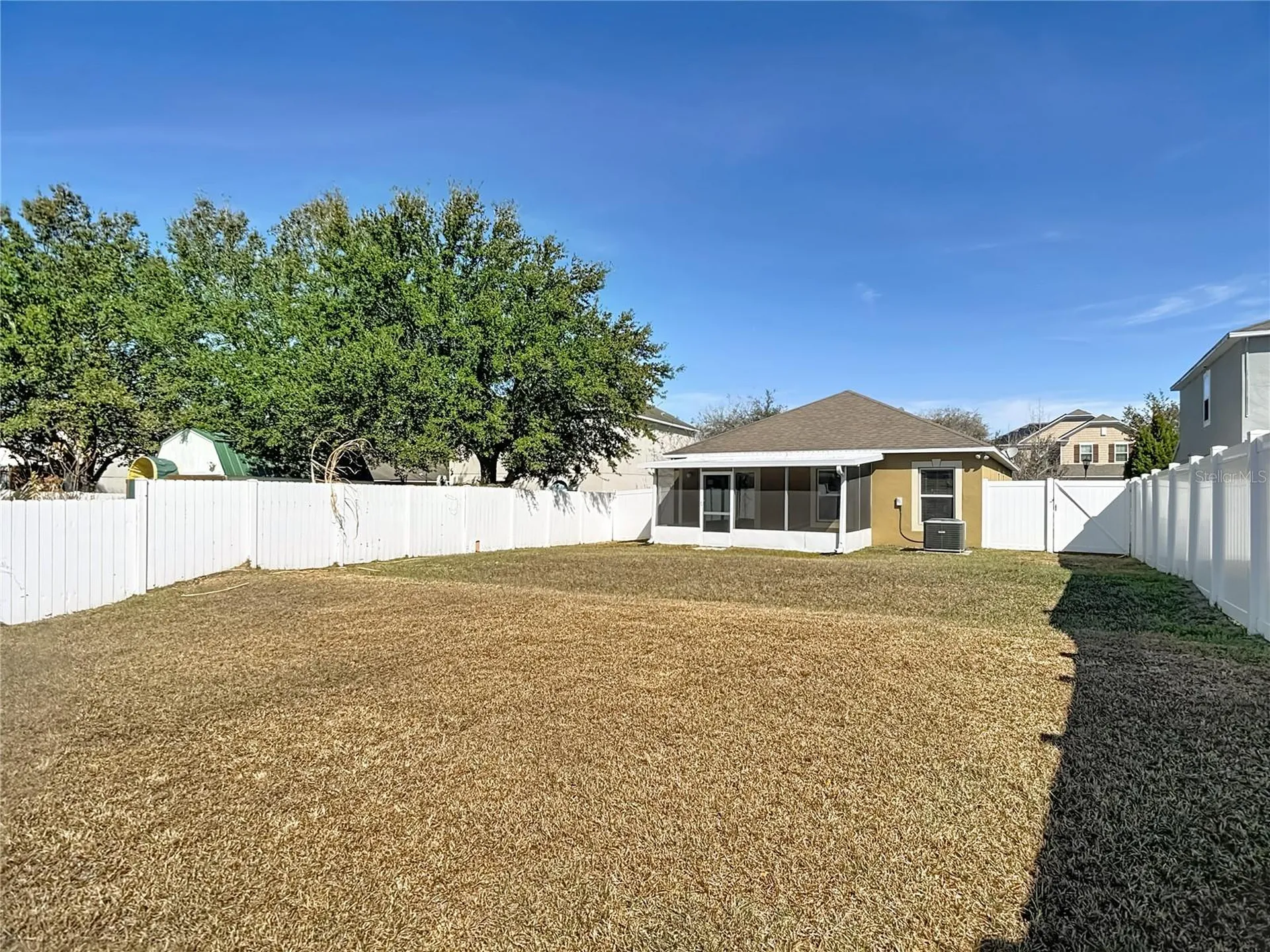13221 Waterford Castle Drive Dade City FL 33525