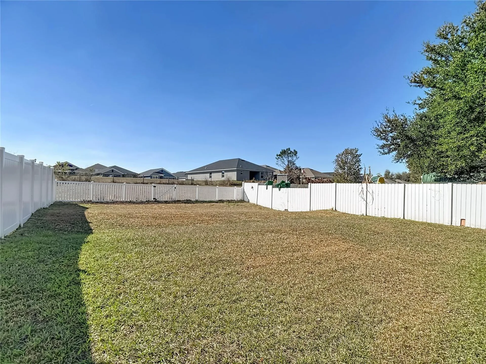 13221 Waterford Castle Drive Dade City FL 33525