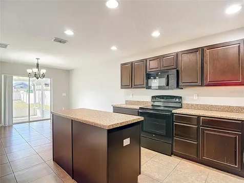 13221 Waterford Castle Drive Dade City FL 33525
