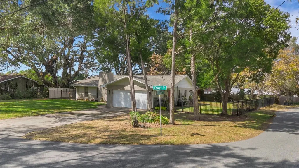 1522 Eckart Drive Winter Haven FL 33881