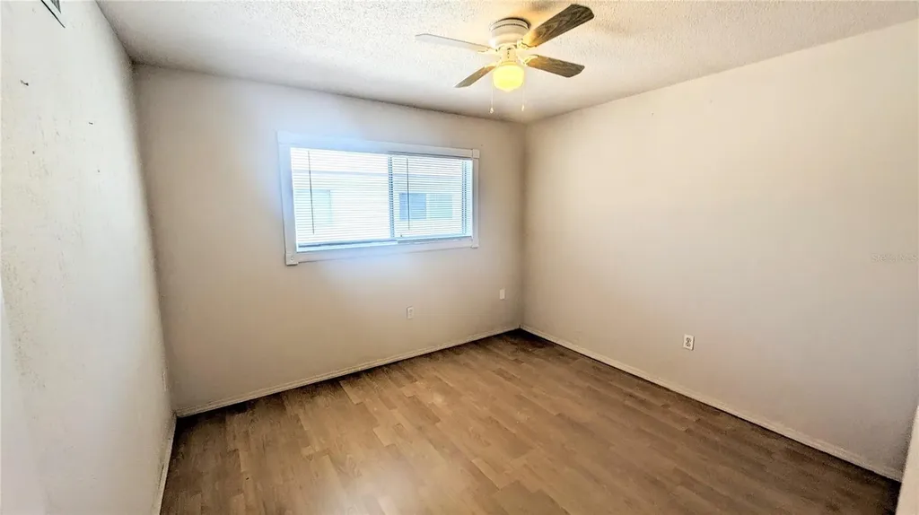 360 Base Avenue E Venice FL 34285