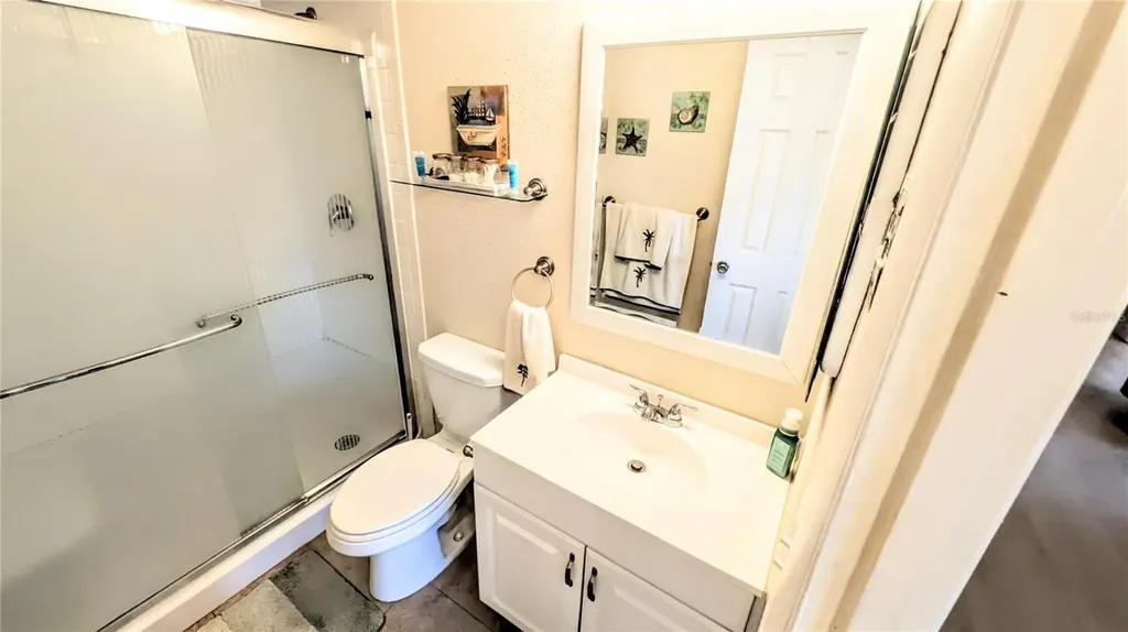 360 Base Avenue E Venice FL 34285
