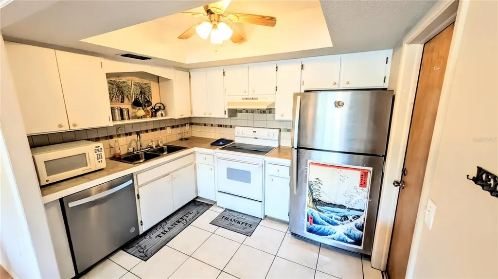 360 Base Avenue E Venice FL 34285
