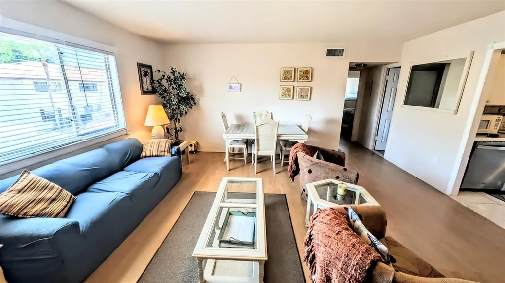 360 Base Avenue E Venice FL 34285