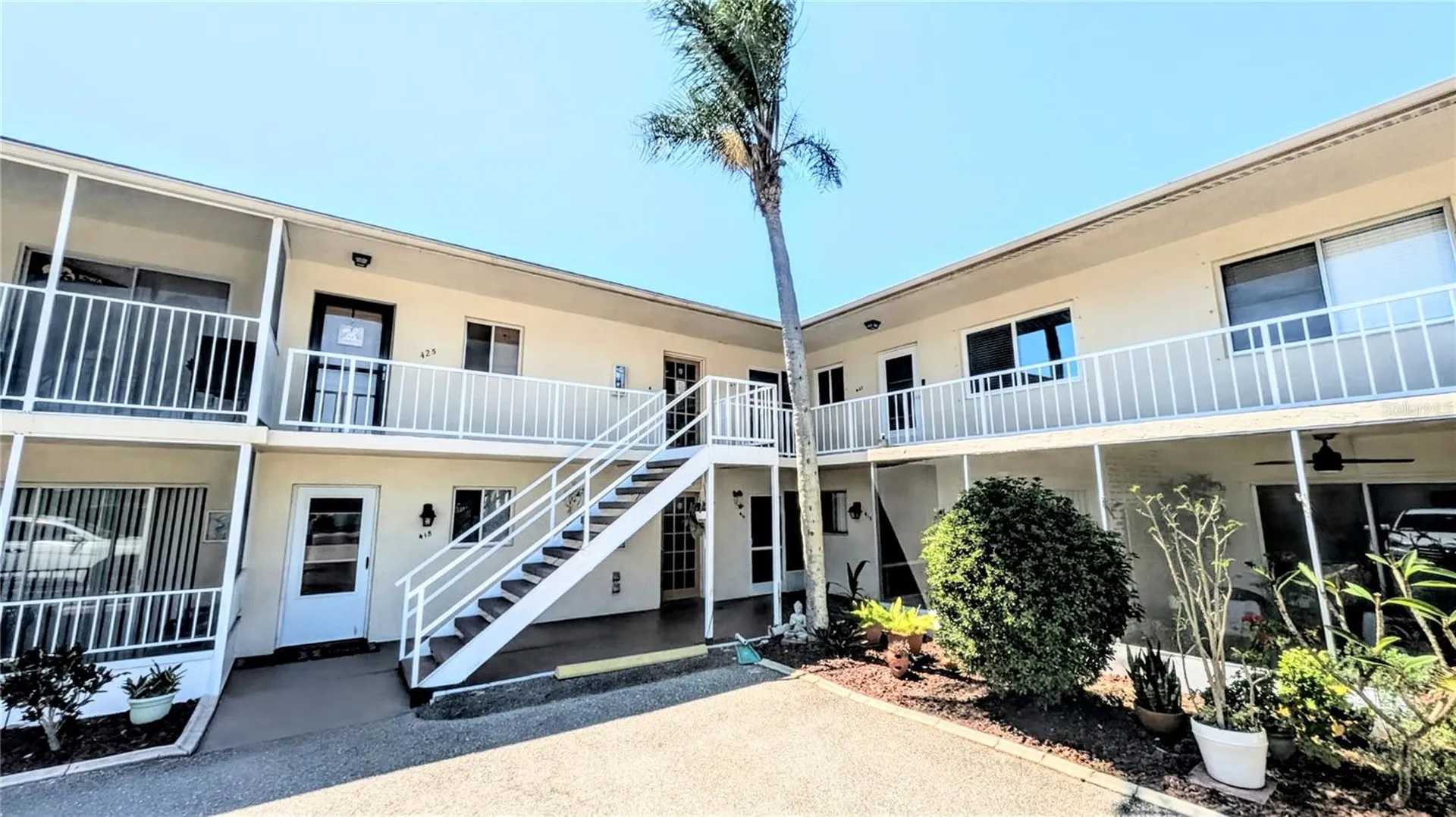 360 Base Avenue E Venice FL 34285