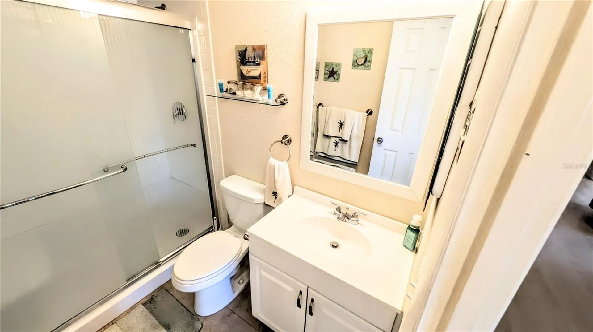360 Base Avenue E Venice FL 34285