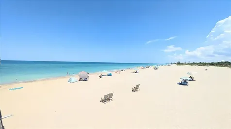 360 Base Avenue E Venice FL 34285