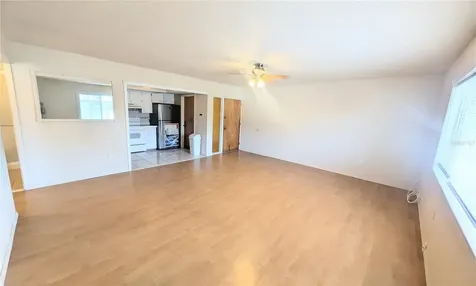 360 Base Avenue E Venice FL 34285