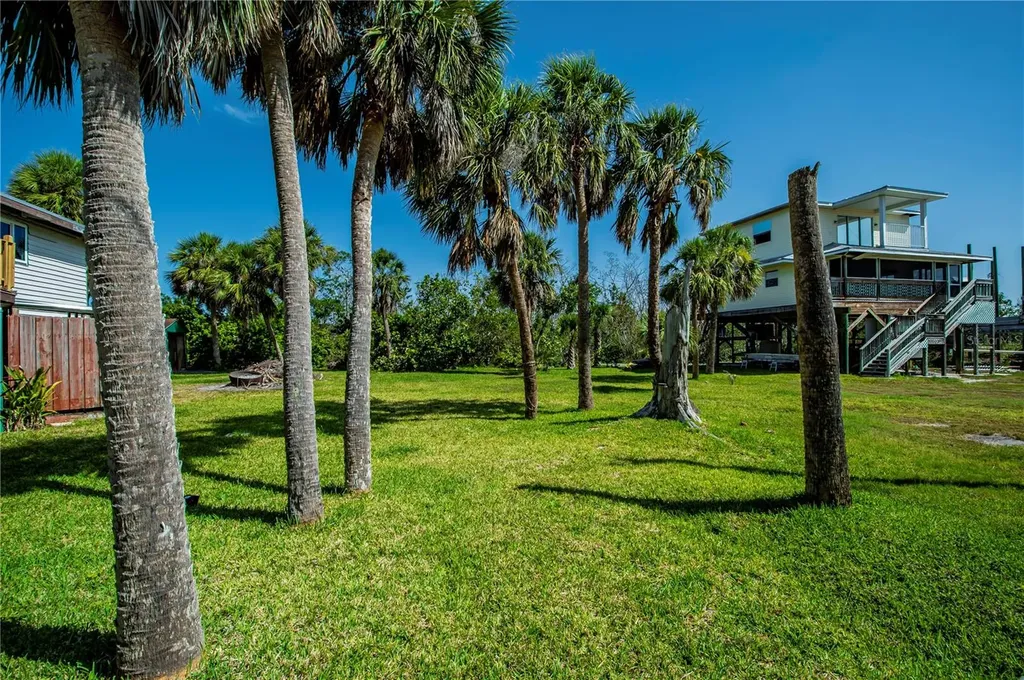 8864 Bay Street Placida FL 33946