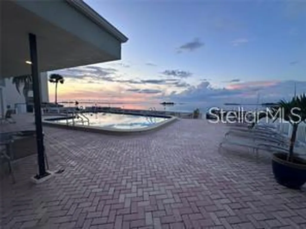 300 Woodette Drive Dunedin FL 34698