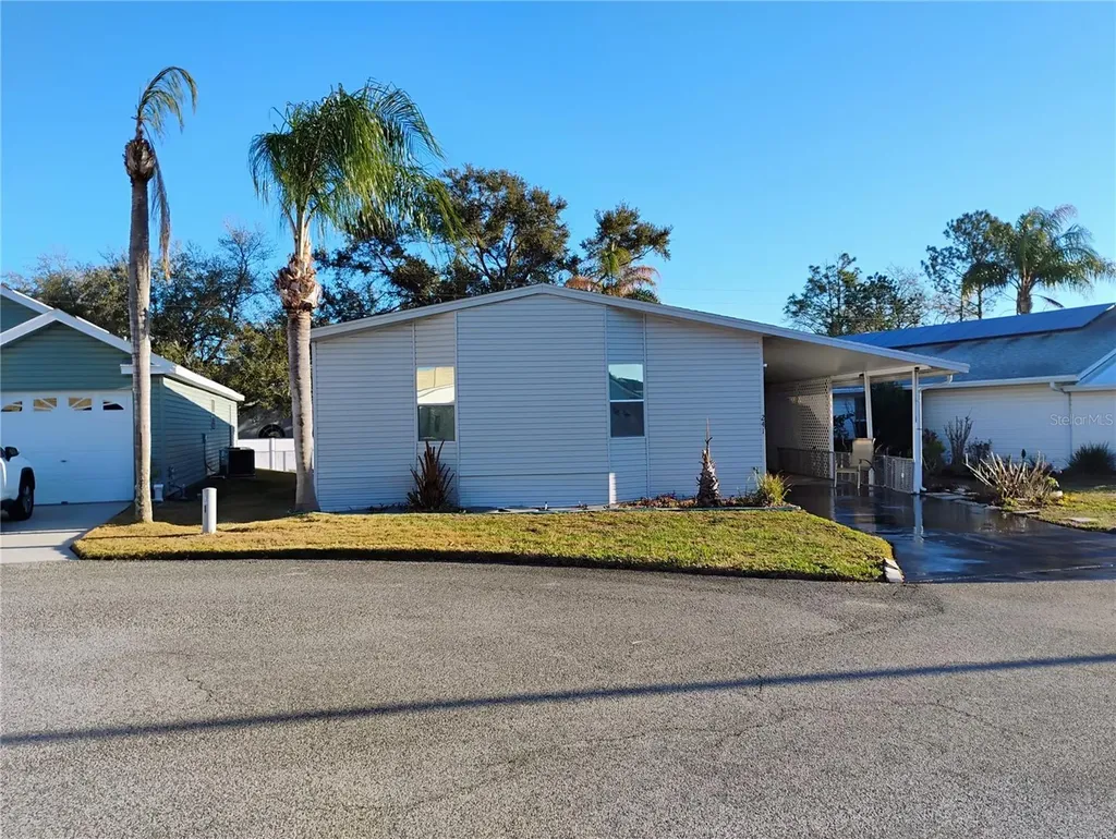241 Lake Trout Davenport FL 33897