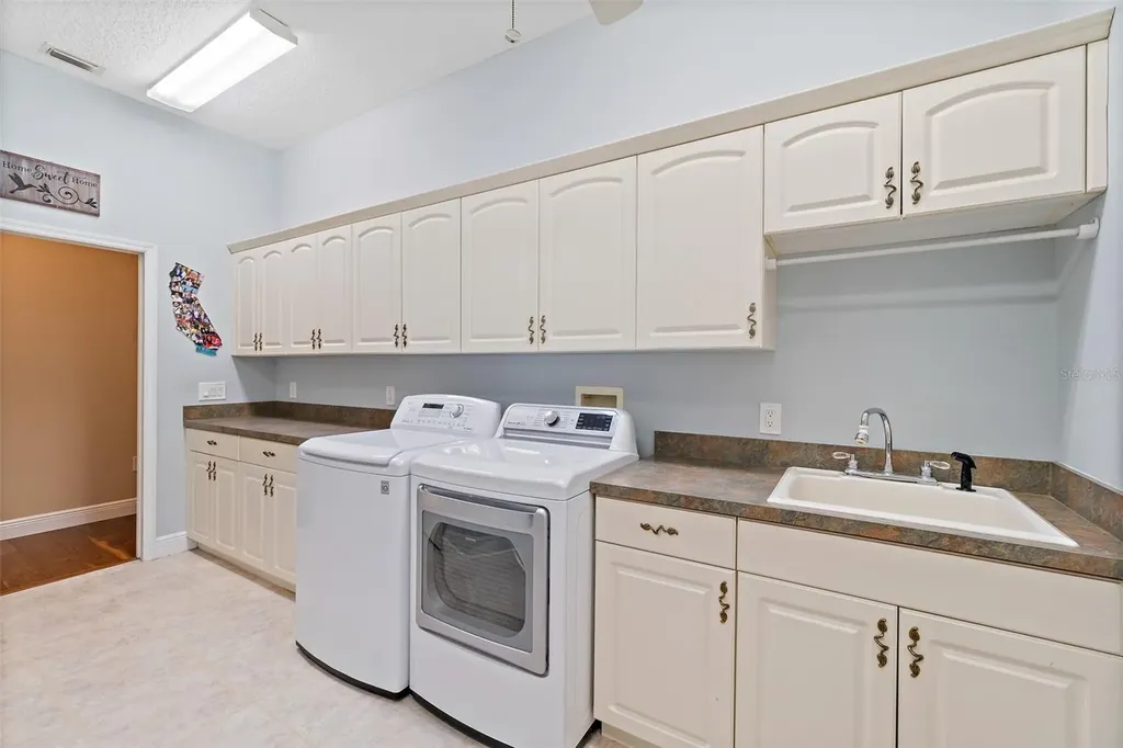 3031 Southern Oaks Drive Merritt Island FL 32952