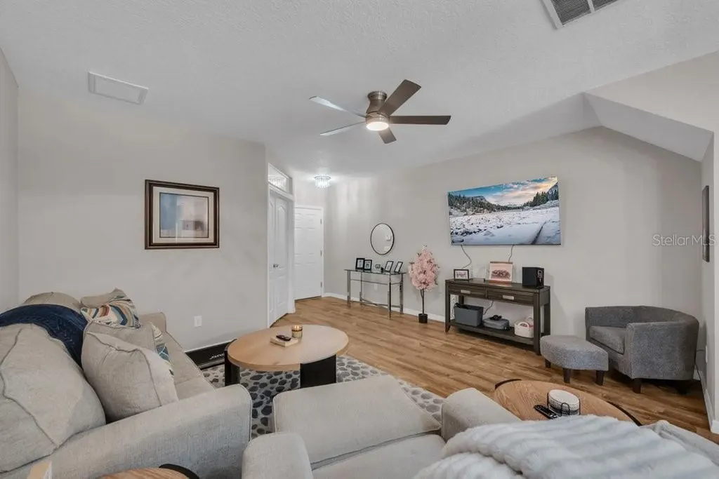 15855 Fishhawk View Drive Lithia FL 33547