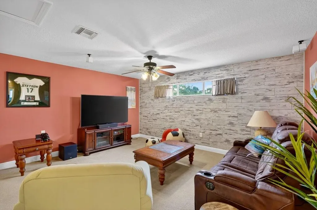341 Glen Club Drive Debary FL 32713