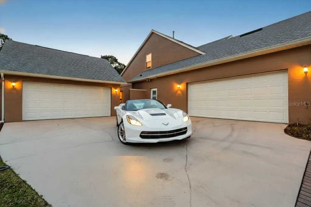 341 Glen Club Drive Debary FL 32713