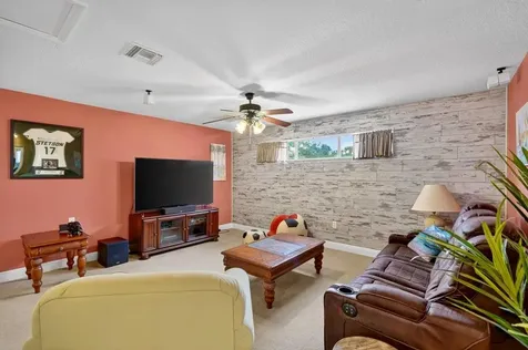 341 Glen Club Drive Debary FL 32713