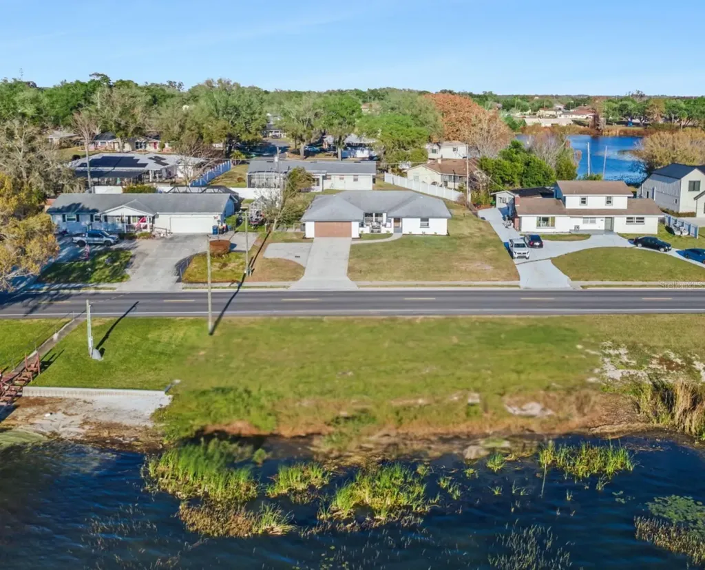 1106 Lake Ariana Boulevard Auburndale FL 33823