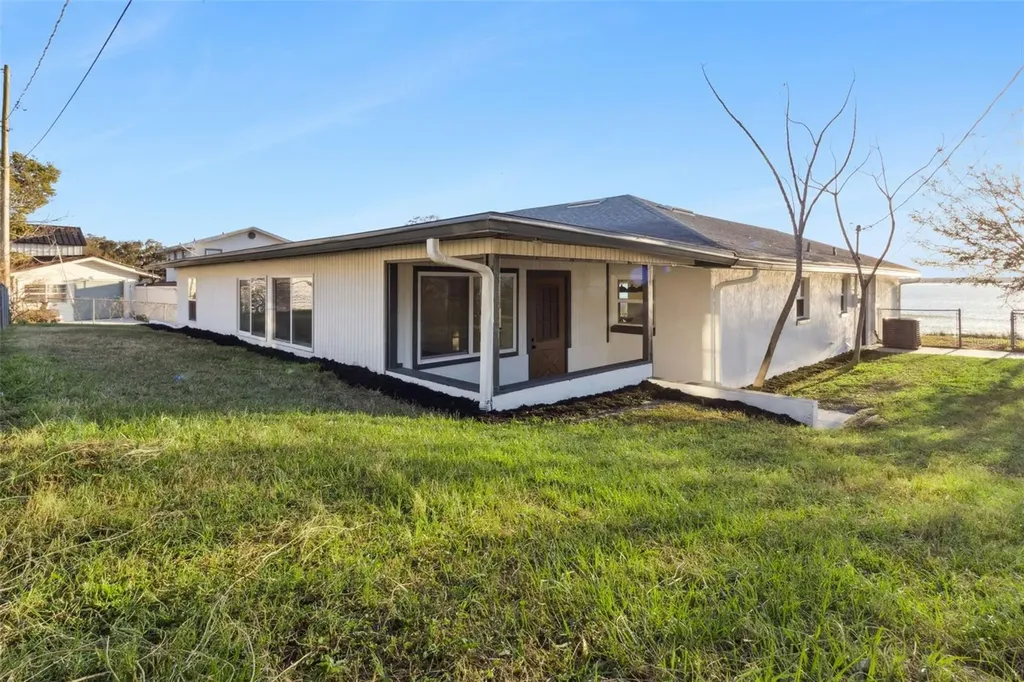 1106 Lake Ariana Boulevard Auburndale FL 33823