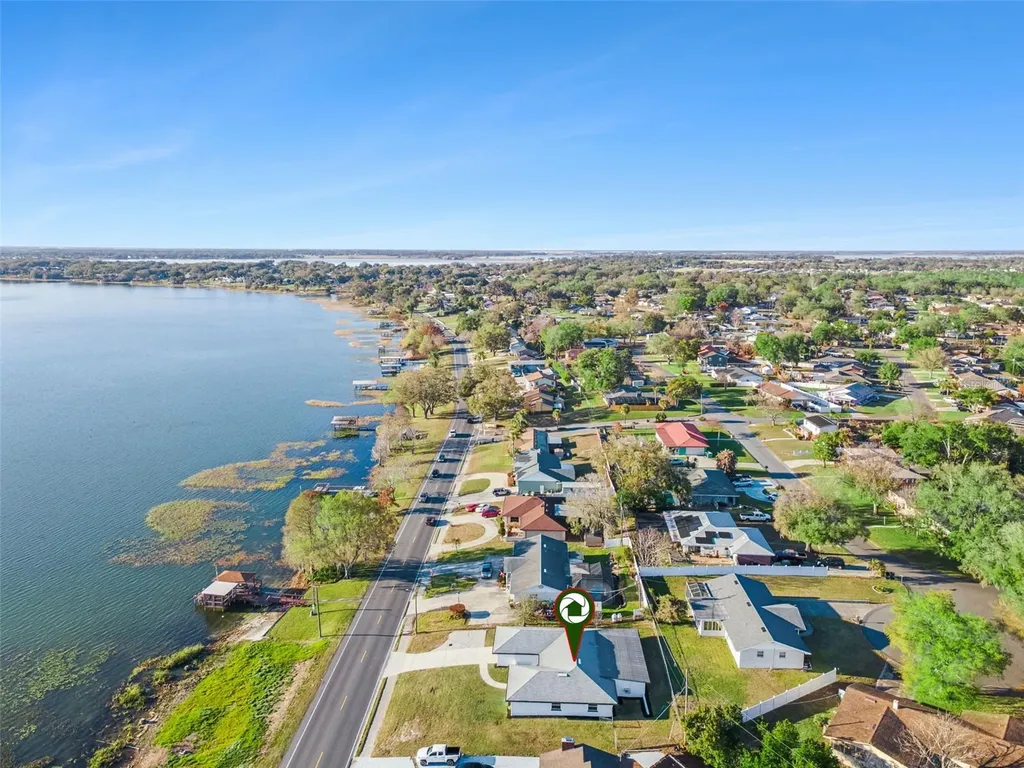 1106 Lake Ariana Boulevard Auburndale FL 33823