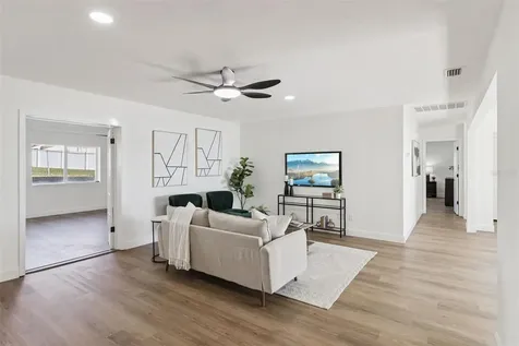 1106 Lake Ariana Boulevard Auburndale FL 33823