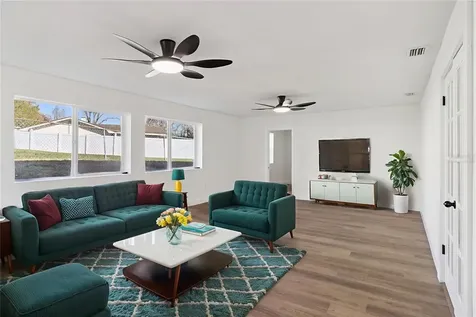 1106 Lake Ariana Boulevard Auburndale FL 33823
