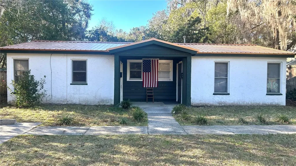 821 NE 8th Avenue Gainesville FL 32601