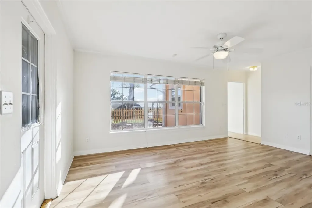 131 E Palmetto Avenue Howey In The Hills FL 34737