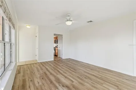 131 E Palmetto Avenue Howey In The Hills FL 34737