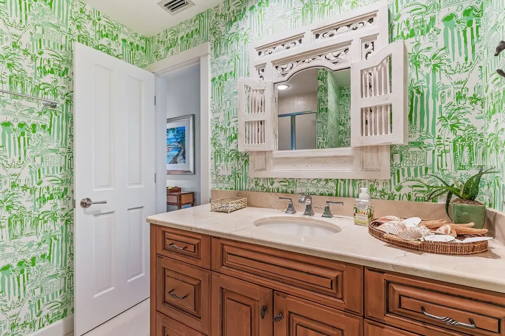 1627 Gaspar Drive S Boca Grande FL 33921