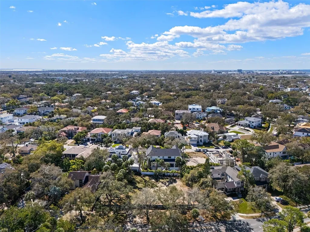 4628 W Bay To Bay Boulevard Tampa FL 33629