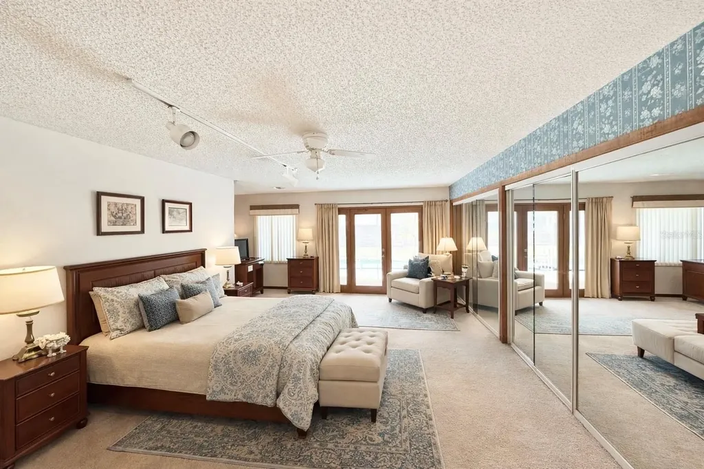 1813 Maine Court Tavares FL 32778