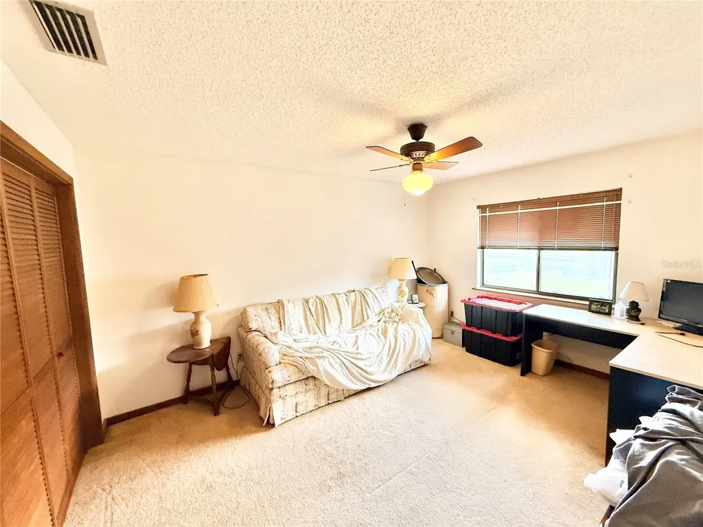 1813 Maine Court Tavares FL 32778
