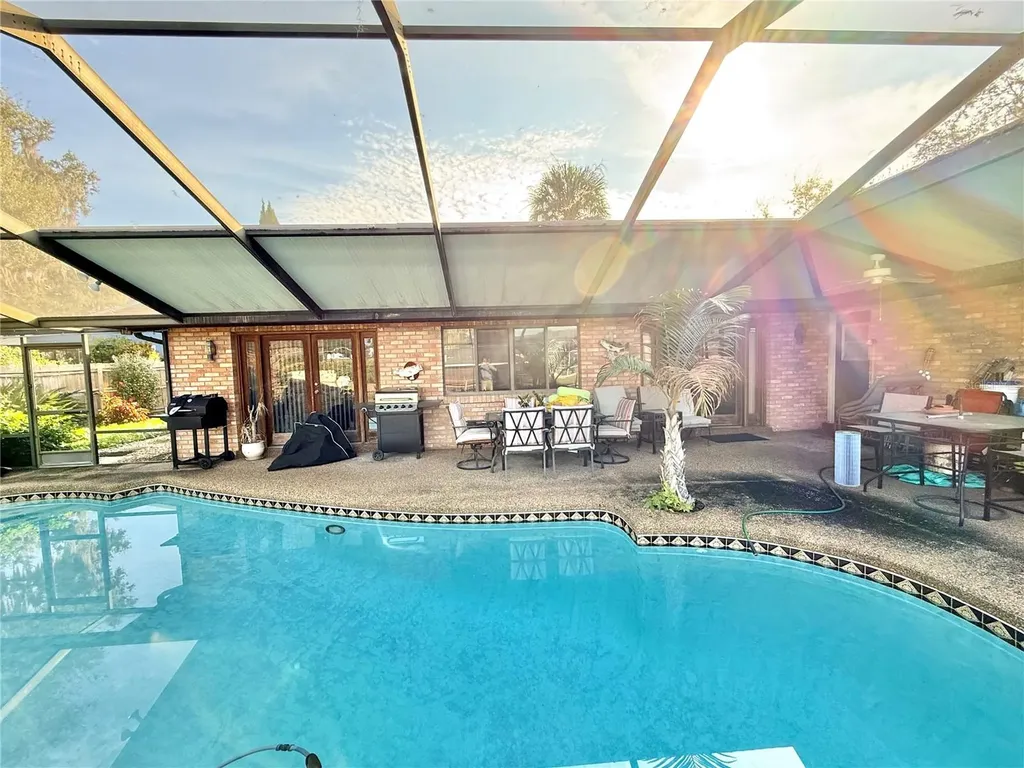 1813 Maine Court Tavares FL 32778
