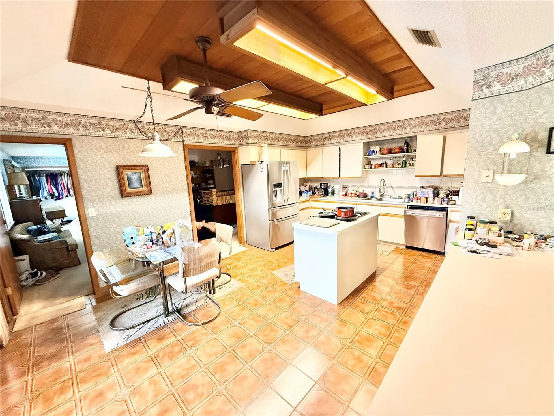 1813 Maine Court Tavares FL 32778
