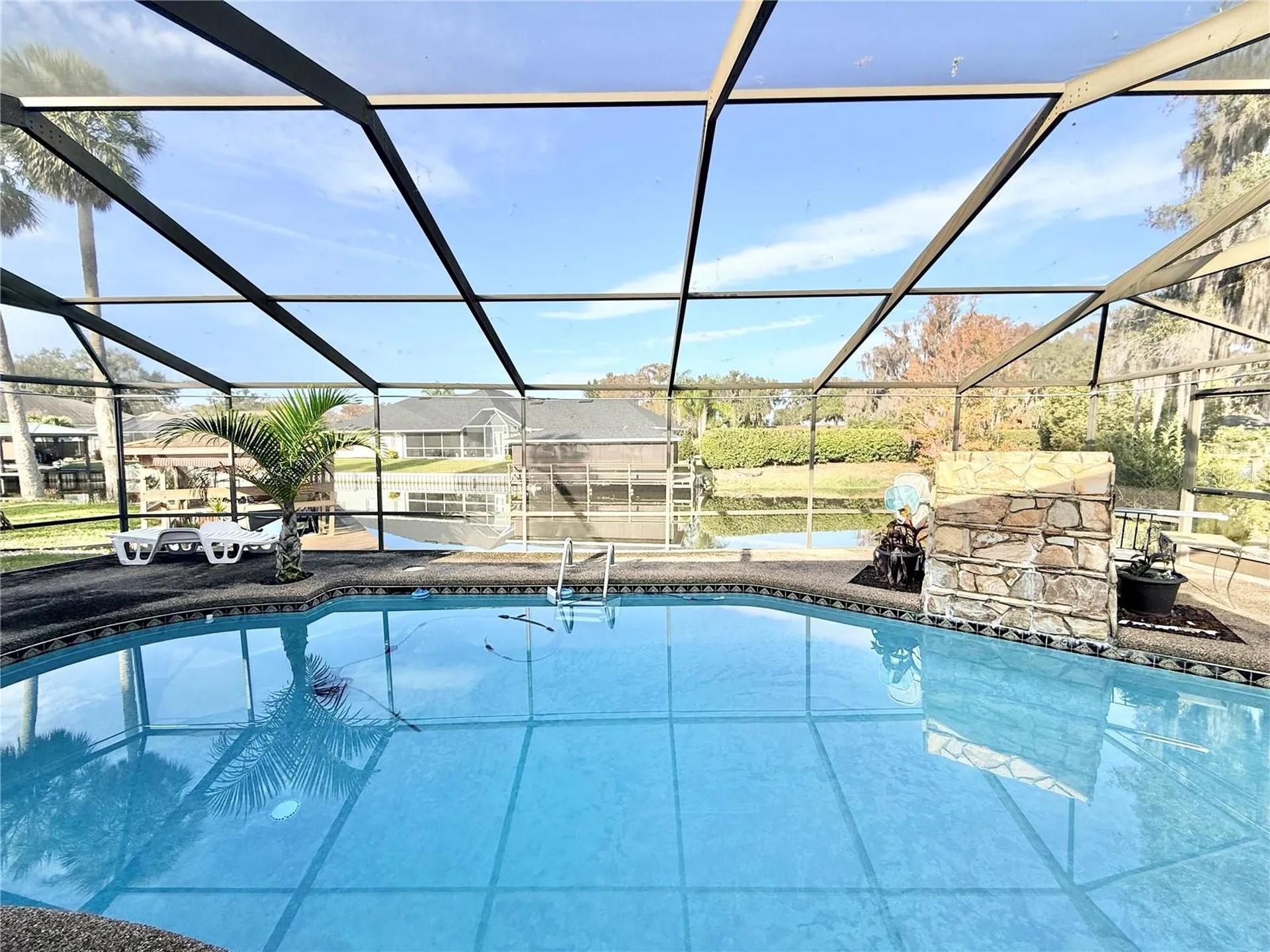1813 Maine Court Tavares FL 32778