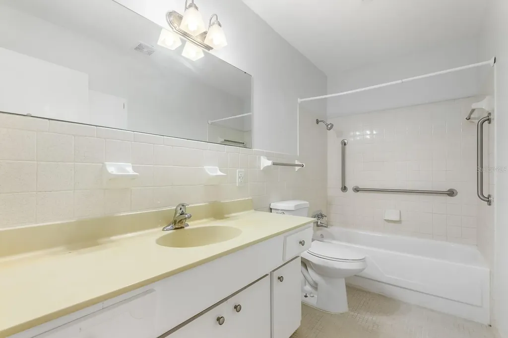3775 59th Street N St Petersburg FL 33710