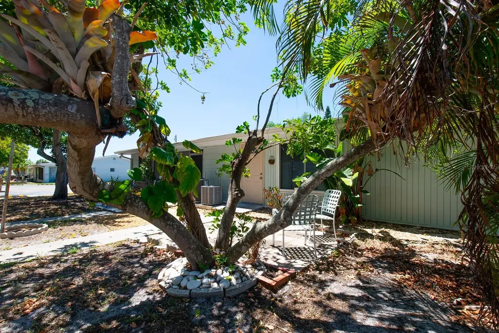 3775 59th Street N St Petersburg FL 33710
