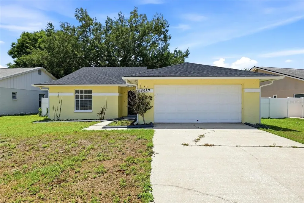 1537 Gunsmith Drive Lutz FL 33559